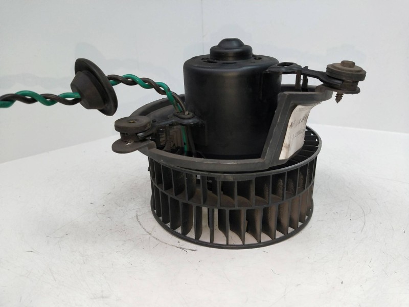 Recambio de motor calefaccion para chrysler vision (lh) 3.5 cat referencia OEM IAM 4644473 701133461B AY1661000106