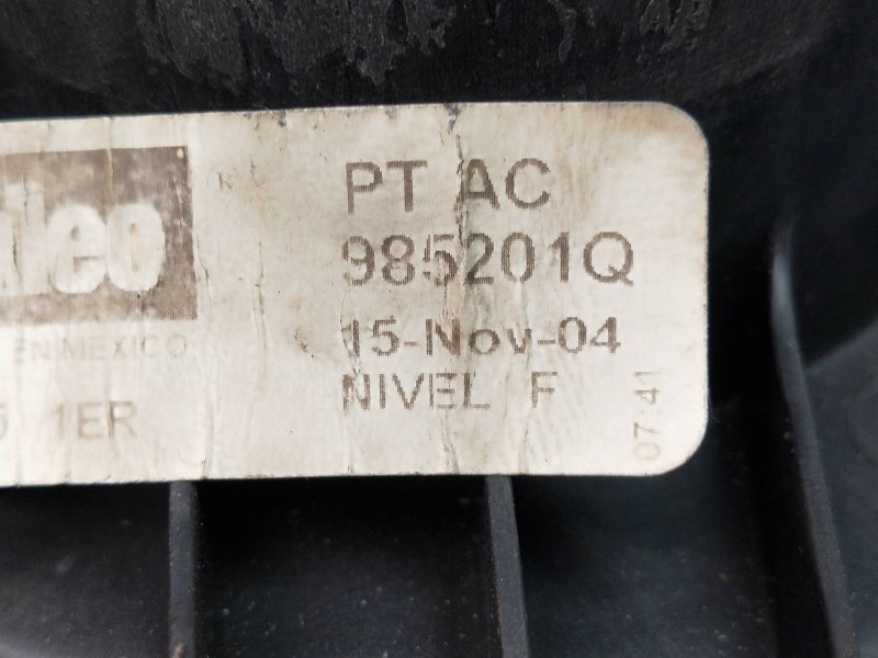 Recambio de motor calefaccion para chrysler pt cruiser (pt) 1.6 16v cat referencia OEM IAM 985201Q  