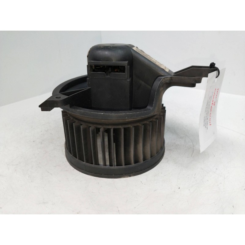 Recambio de motor calefaccion para citroen berlingo 1.9 1,9 d sx modutop familiar referencia OEM IAM G2025459 030666P M49030668Q