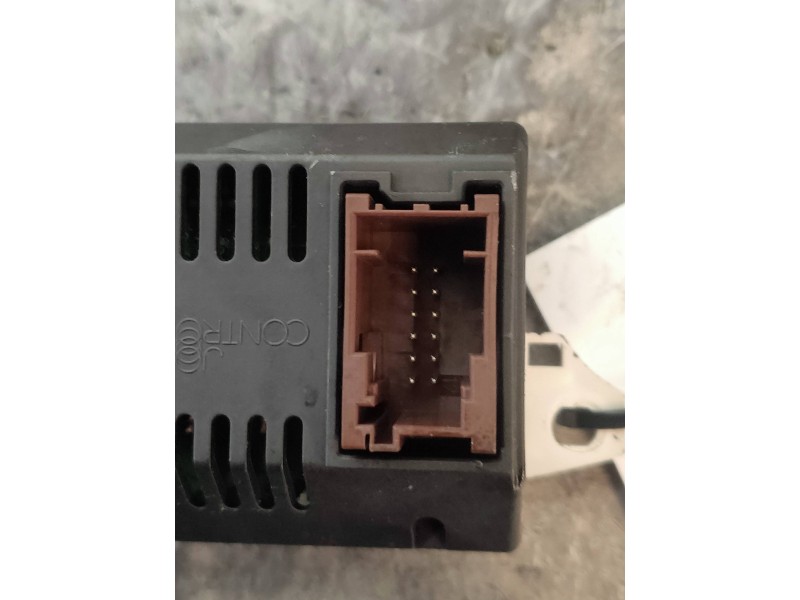 Recambio de pantalla multifuncion para citroen c4 coupe vtr referencia OEM IAM 9649646880 216744212F 