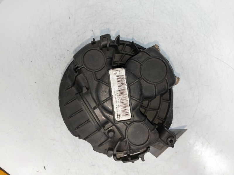 Recambio de motor calefaccion para citroen c2 1.4 hdi referencia OEM IAM F665876T GMVA86CHP35 