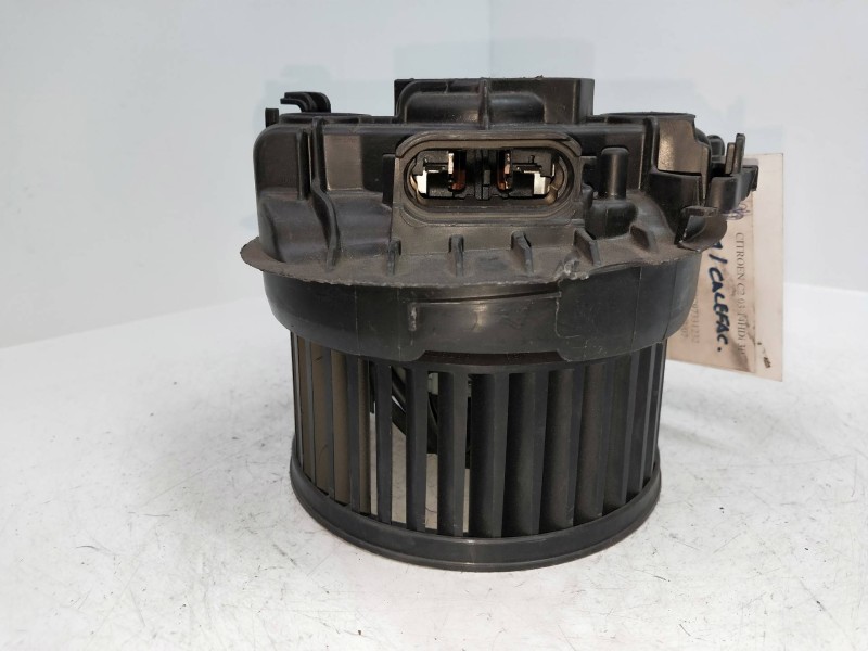 Recambio de motor calefaccion para citroen c2 1.4 hdi referencia OEM IAM F665876T GMVA86CHP35 