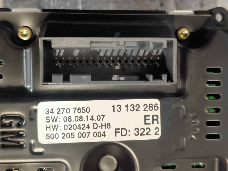 Recambio de pantalla multifuncion para opel vectra c berlina club referencia OEM IAM 13132286 342707650 