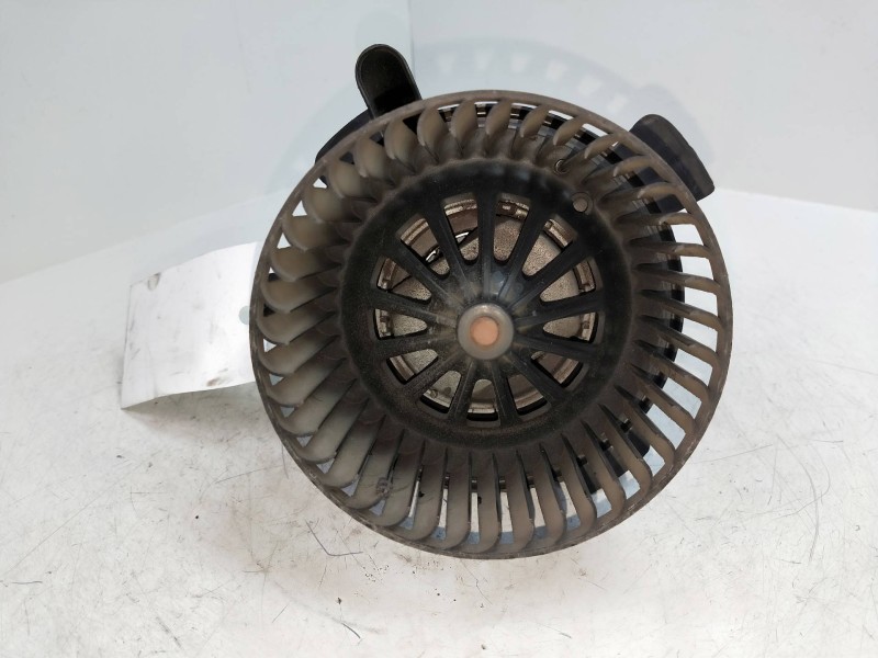 Recambio de motor calefaccion para citroen c4 berlina cool referencia OEM IAM U2331001  