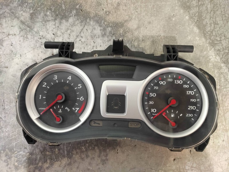 Recambio de cuadro instrumentos para renault clio iii confort dynamique referencia OEM IAM 8200628775H LCMA023073 