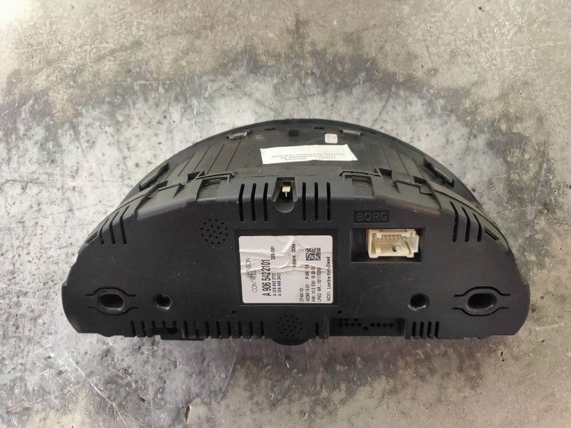 Recambio de cuadro instrumentos para mercedes sprinterii caja cerrada (desde 01.06) 209/211/213/215  cdi (906.611/613) referenci