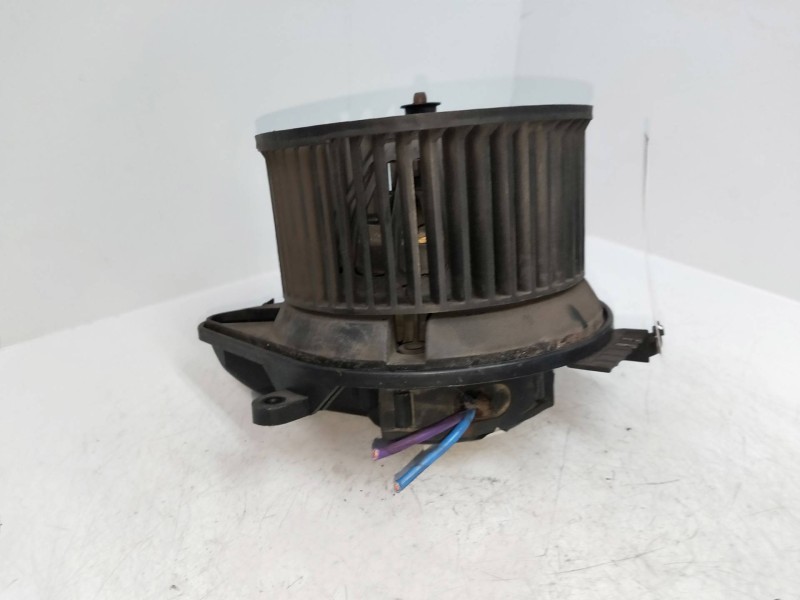 Recambio de motor calefaccion para citroen xantia berlina 1.9 d x referencia OEM IAM 841915A  