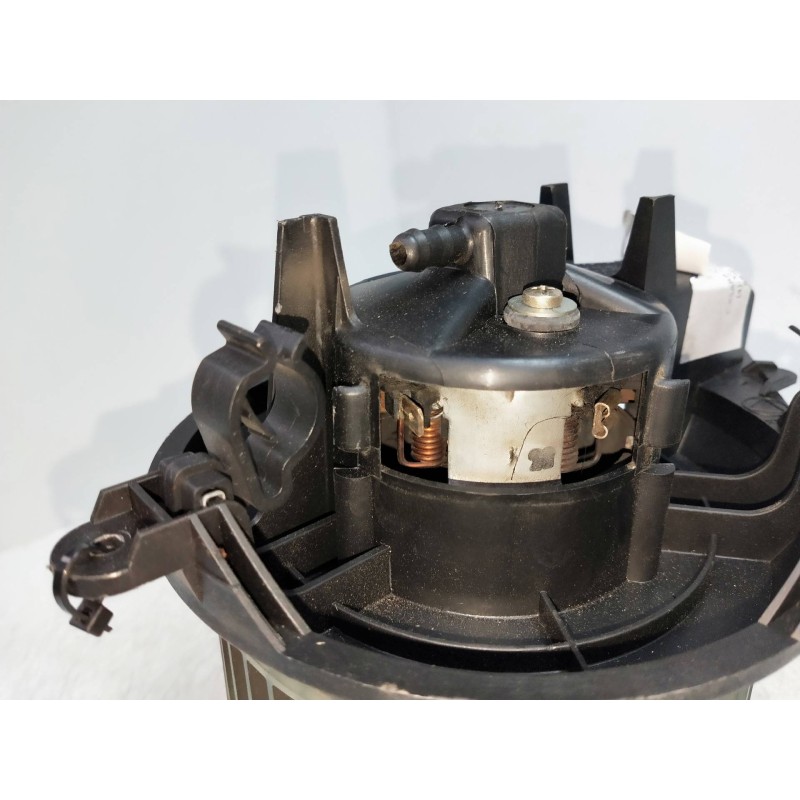 Recambio de motor calefaccion para citroen xsara berlina 2.0 hdi sx (66kw) referencia OEM IAM 740471233F 210681233F 01