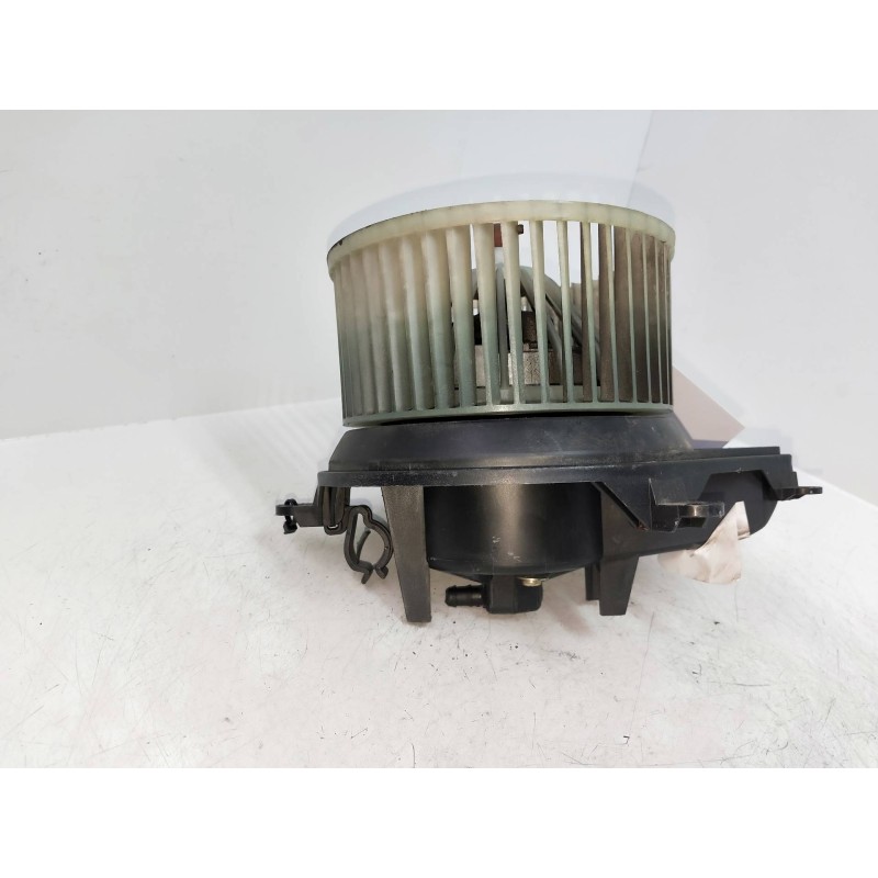 Recambio de motor calefaccion para citroen xsara berlina 2.0 hdi sx (66kw) referencia OEM IAM 740471233F 210681233F 01