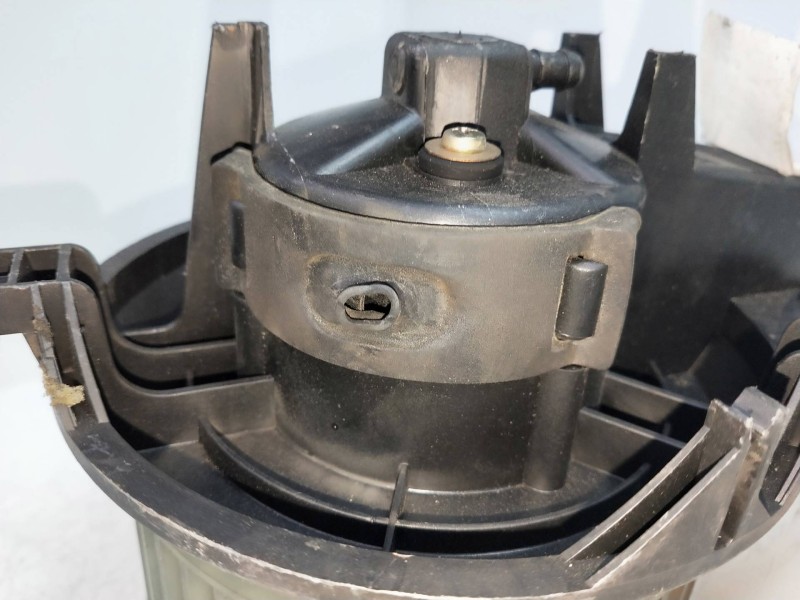 Recambio de motor calefaccion para citroen xsara berlina 2.0 hdi sx (80kw) referencia OEM IAM 740471233F 210681233F 01