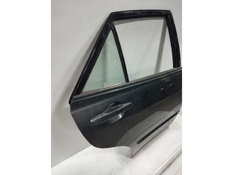 Recambio de puerta trasera derecha para lexus is200 (gxe10) referencia OEM IAM   