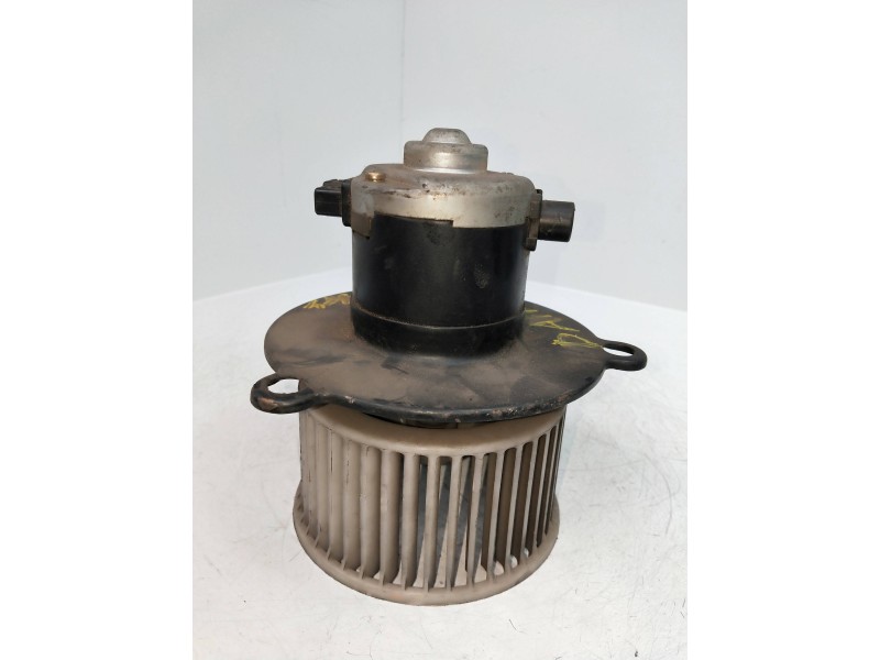 Recambio de motor calefaccion para daihatsu rocky 2.8 td referencia OEM IAM 1625003250  