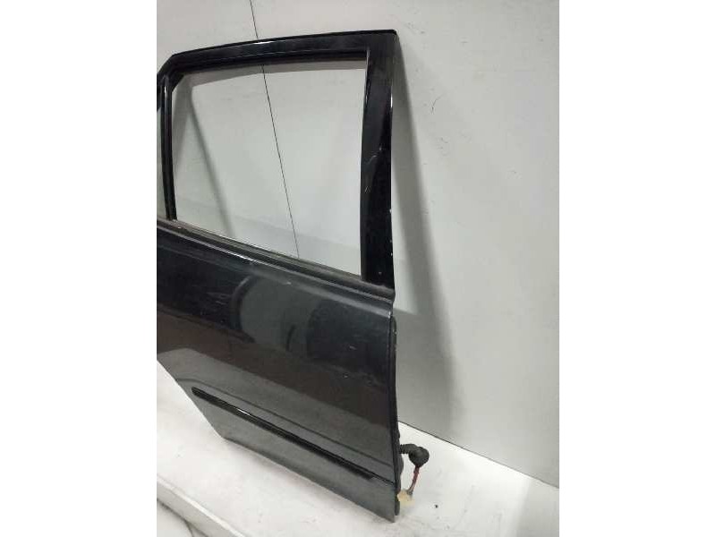 Recambio de puerta trasera derecha para lexus is200 (gxe10) referencia OEM IAM   