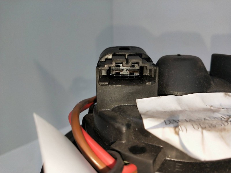 Recambio de motor calefaccion para dacia sandero 0.9 tce cat referencia OEM IAM 109038B 52AC 