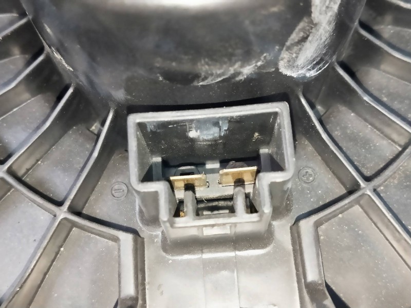 Recambio de motor calefaccion para dodge caliber 2.0 16v crd cat referencia OEM IAM   