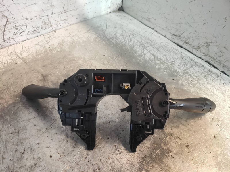 Recambio de mando luces para citroen c4 coupe vtr referencia OEM IAM 345657336 6242Z0 