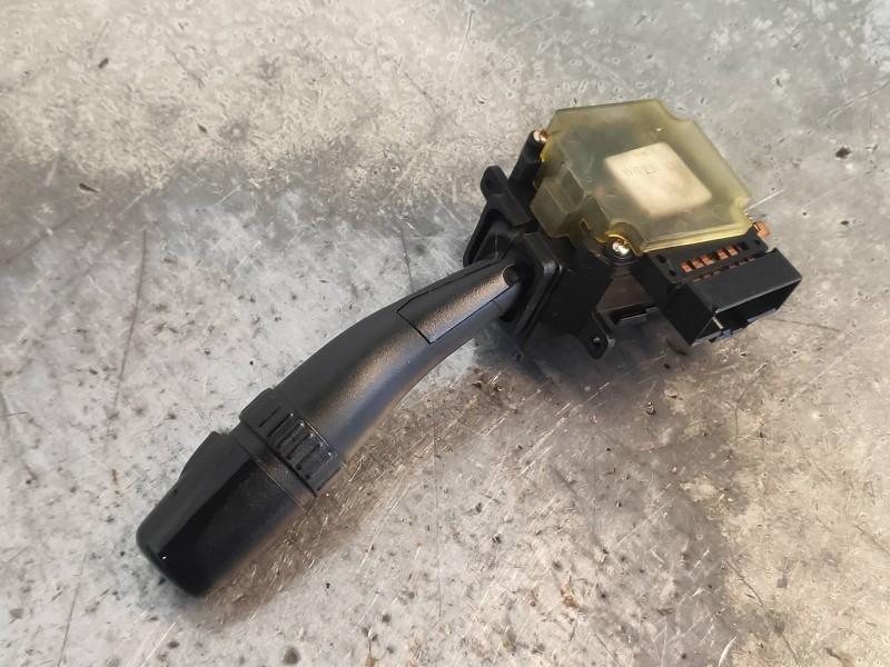 Recambio de mando limpia para kia sorento 2.5 crdi ex referencia OEM IAM   