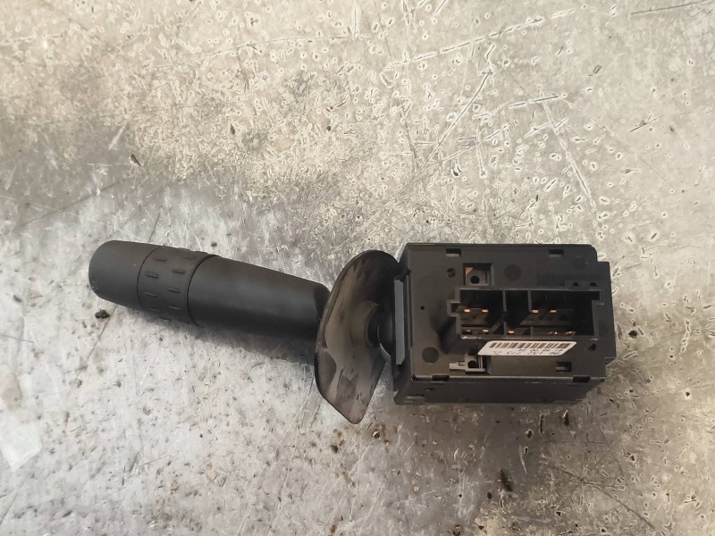 Recambio de mando limpia para citroen xantia berlina 1.9 d x referencia OEM IAM 96132773ZL  