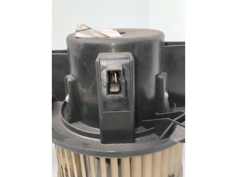 Recambio de motor calefaccion para fiat doblo cargo (223) 1.3 jtd referencia OEM IAM 141730600  