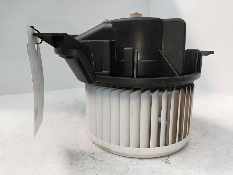 Recambio de motor calefaccion para fiat fiorino básico referencia OEM IAM 50783010 507730100 