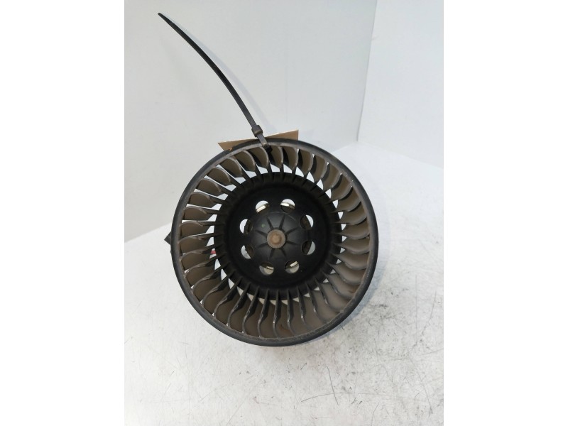 Recambio de motor calefaccion para fiat palio weekend (178) 1.7 turbodiesel referencia OEM IAM 9130451239  