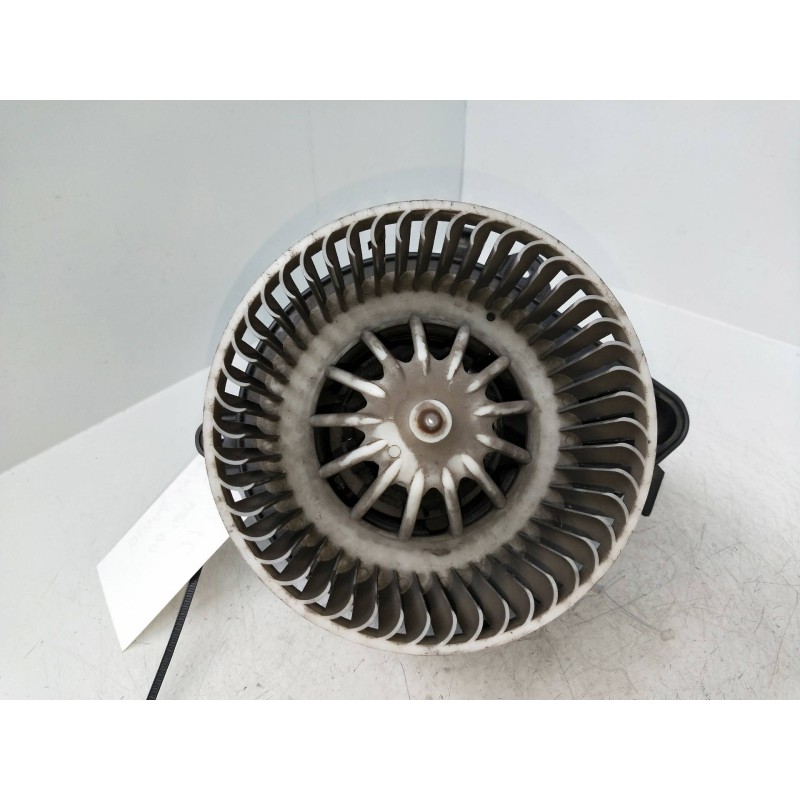 Recambio de motor calefaccion para fiat punto berlina (188) 1.2 16v cat referencia OEM IAM 141730600  