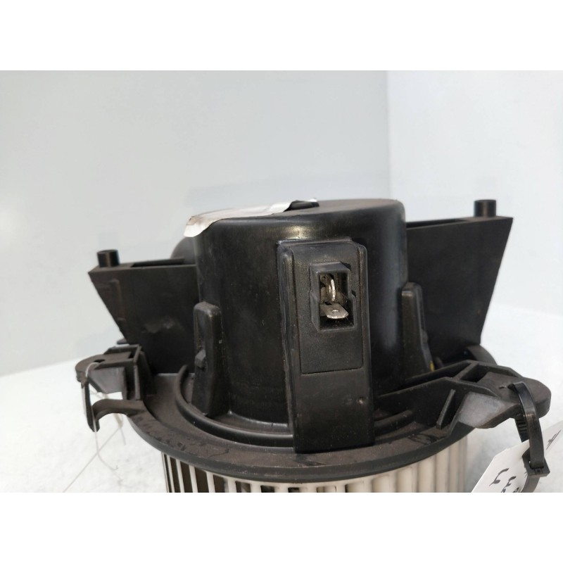Recambio de motor calefaccion para fiat punto berlina (188) 1.2 16v cat referencia OEM IAM 141730600  
