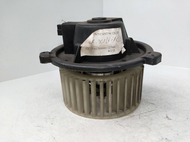 Recambio de motor calefaccion para fiat punto berlina (176) 1.2 cat referencia OEM IAM   