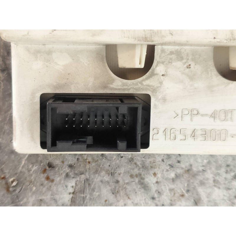 Recambio de pantalla multifuncion para citroen xsara berlina 1.4 hdi vivace referencia OEM IAM 9647409777 216709375B G00