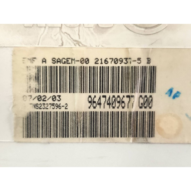 Recambio de pantalla multifuncion para citroen xsara berlina 1.4 hdi vivace referencia OEM IAM 9647409777 216709375B G00