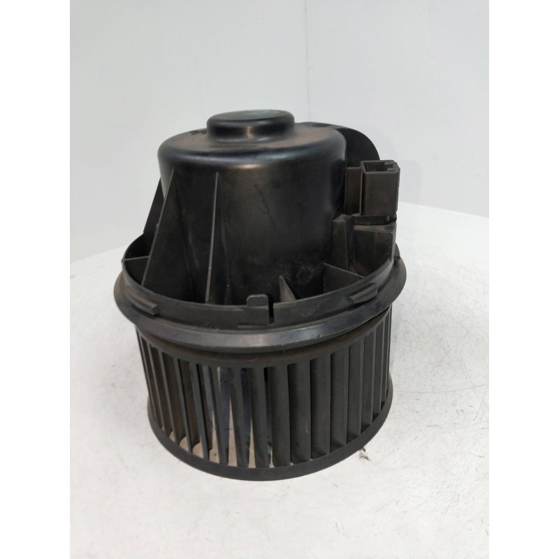 Recambio de motor calefaccion para ford focus berlina (cap) 1.6 tdci cat referencia OEM IAM 3M5H18456EB  