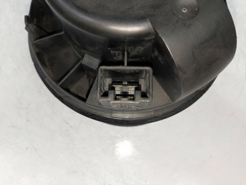 Recambio de motor calefaccion para ford focus berlina (cap) 1.6 tdci cat referencia OEM IAM 3M5H18456EB  