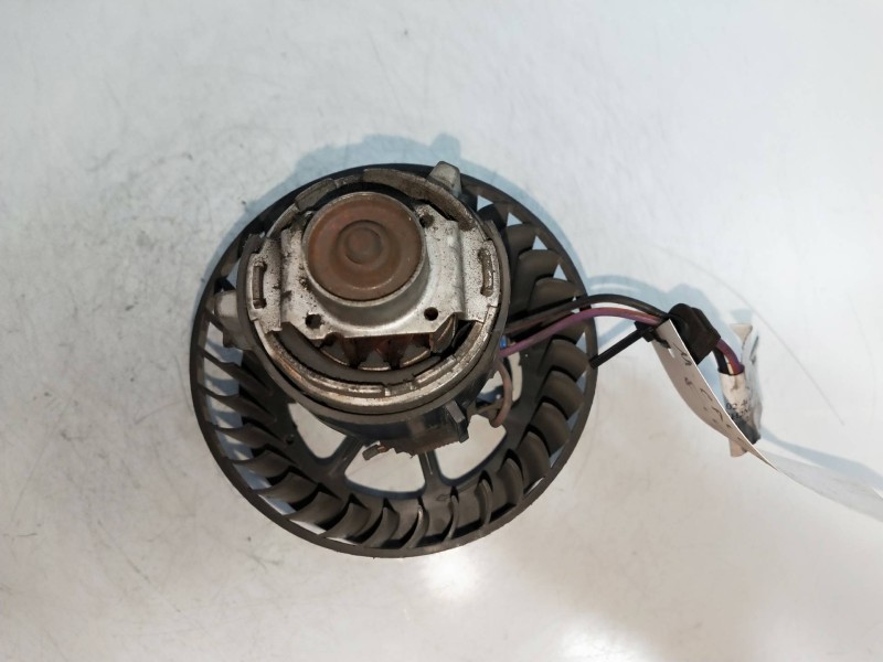 Recambio de motor calefaccion para ford fiesta (cbk) 1.4 16v cat referencia OEM IAM 6736000101 6240308 