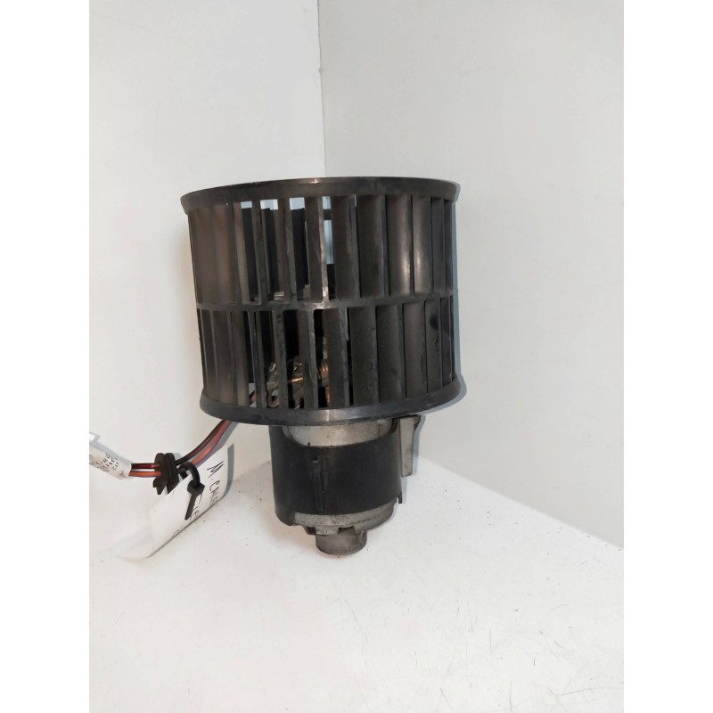 Recambio de motor calefaccion para ford fiesta (cbk) 1.4 16v cat referencia OEM IAM 6736000101 6240308 