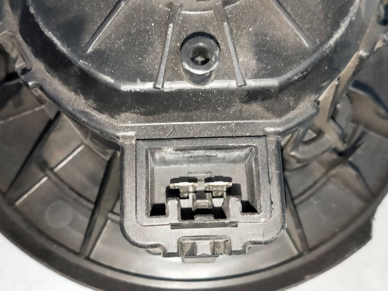 Recambio de motor calefaccion para ford fiesta (cb1) referencia OEM IAM VP8E2H18456AA 0130115551  Recambio de motor calefaccion para ford fiesta (cb1) referencia OEM IAM VP8E2H18456AA 0130115551