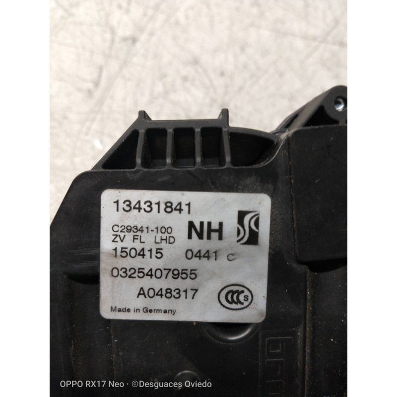 Recambio de motor cierre centralizado delantero izquierdo para opel corsa e 1.3 16v cdti referencia OEM IAM 13431841  3P