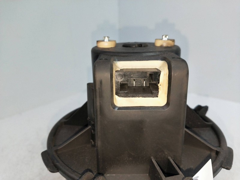 Recambio de motor calefaccion para ford ka (ccu) titanium+ referencia OEM IAM 503930100  