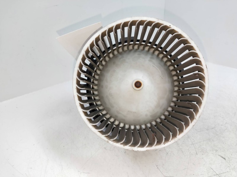 Recambio de motor calefaccion para ford ka (ccu) titanium+ referencia OEM IAM 503930100  