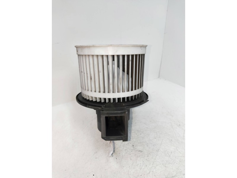 Recambio de motor calefaccion para ford ka (ccu) 1.3 tdci cat referencia OEM IAM 503930100  