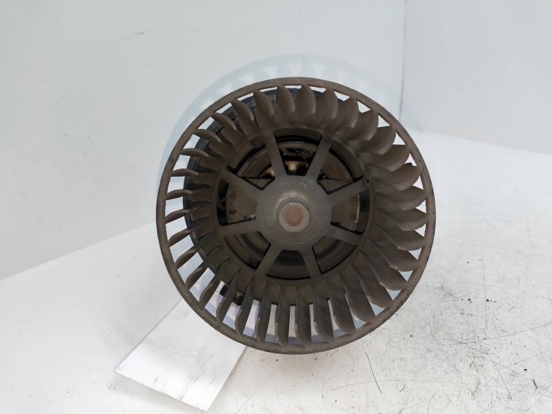 Recambio de motor calefaccion para ford transit, caja cerr. largo 95 ft 100 2.5 express-line referencia OEM IAM 95VW18456  