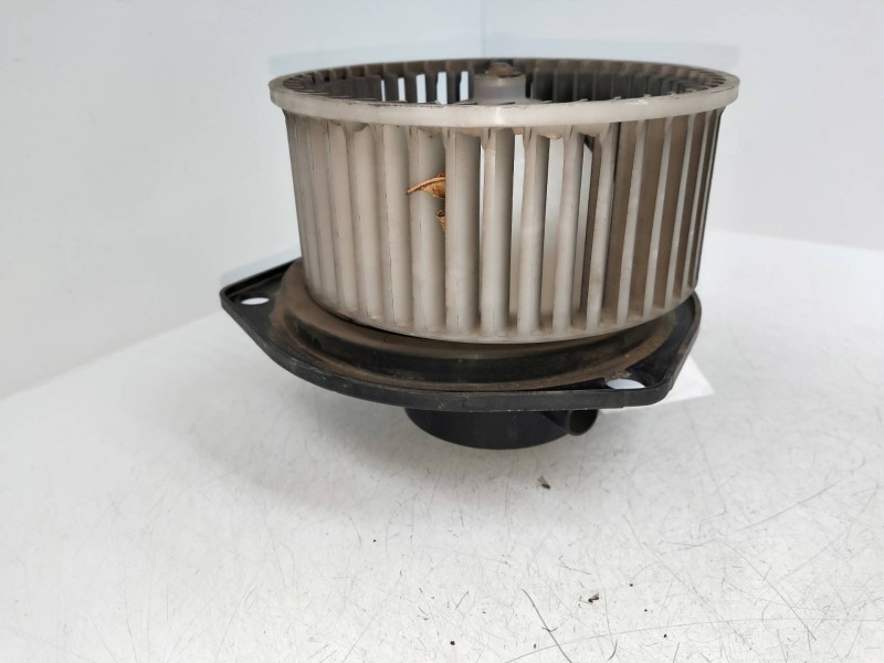 Recambio de motor calefaccion para mitsubishi galloper (hyundai) 2.5 turbodiesel referencia OEM IAM   