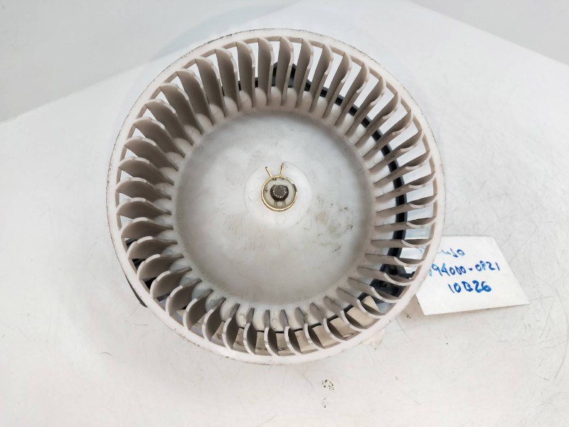 Recambio de motor calefaccion para mitsubishi galloper (hyundai) referencia OEM IAM 194000082110B   Recambio de motor calefaccion para mitsubishi galloper (hyundai) referencia OEM IAM 194000082110B