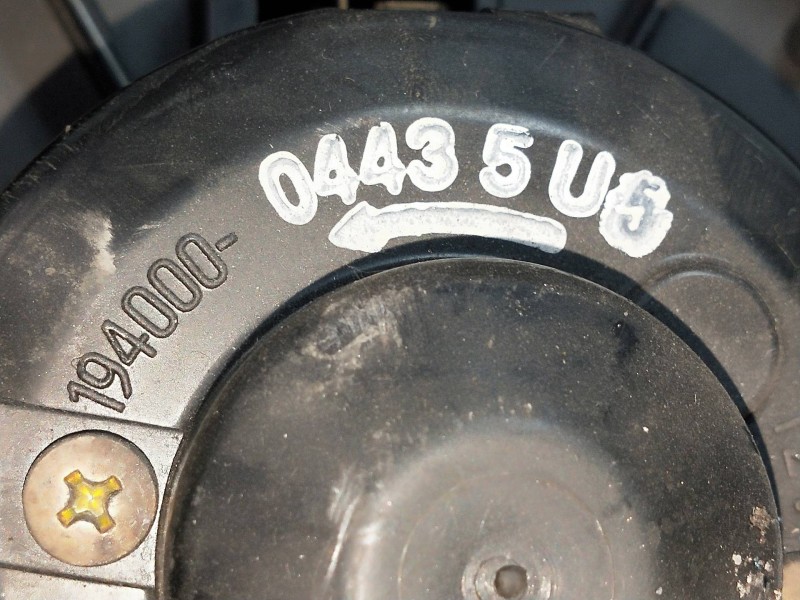 Recambio de motor calefaccion para honda civic coupe (ej6/8) 1.6 sohc vtec cat referencia OEM IAM 19400004435U5  