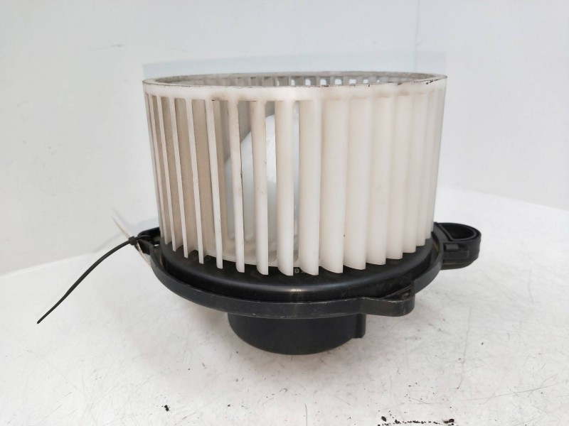 Recambio de motor calefaccion para hyundai accent (lc) crdi gl referencia OEM IAM F00S330024  