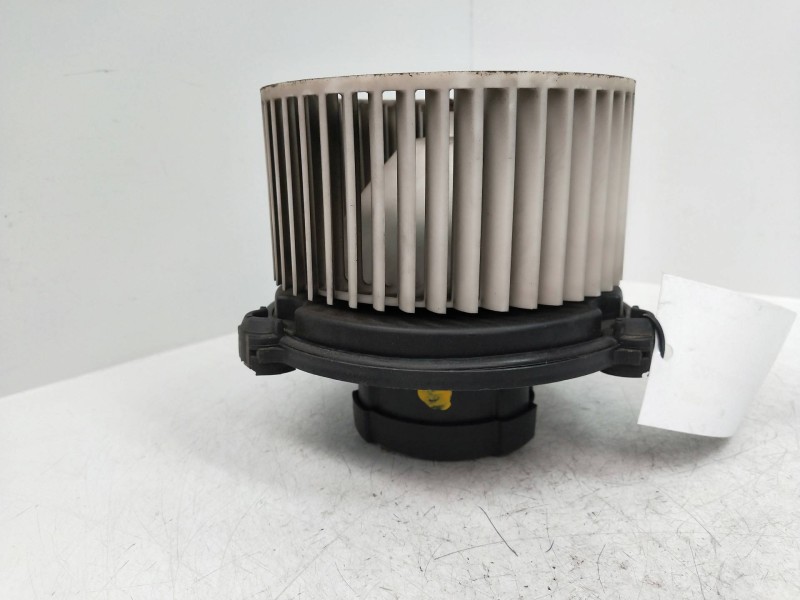 Recambio de motor calefaccion para hyundai elantra (xd) 2.0 crdi cat referencia OEM IAM F00S320092  