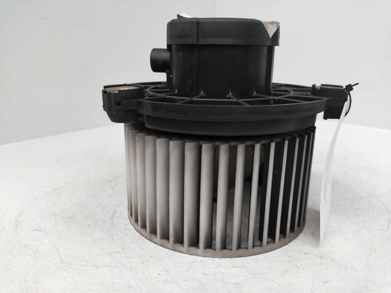 Recambio de motor calefaccion para hyundai elantra (xd) 2.0 crdi gls full (4-ptas.) referencia OEM IAM F00S330016  