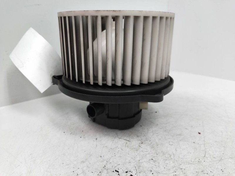 Recambio de motor calefaccion para hyundai elantra (xd) 1.6 16v cat referencia OEM IAM F00S330017  