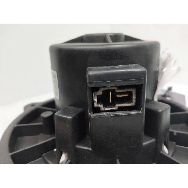 Recambio de motor calefaccion para hyundai elantra (xd) 2.0 crdi comfort (4-ptas.) referencia OEM IAM   