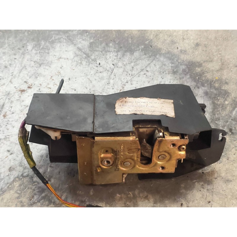Recambio de motor cierre centralizado trasero derecho para ford escort berlina/turnier 1.6 16v cat referencia OEM IAM   