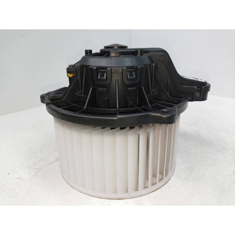 Recambio de motor calefaccion para hyundai i30 (gd) 1.6 crdi cat referencia OEM IAM F00S330054 F00S3B2474 150507